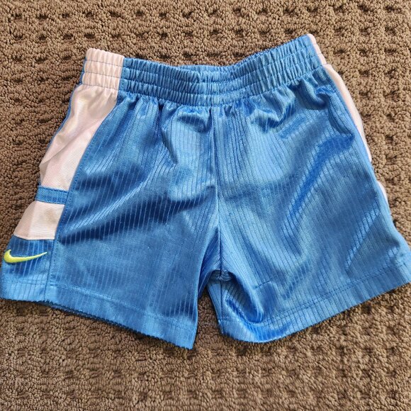 (3 Pcs for $7) Shorts, & Hat Size 12-18 Mo, Gymboree/NIKE/UV SKINZ (BUNDLE S# 3 - Picture 4 of 6